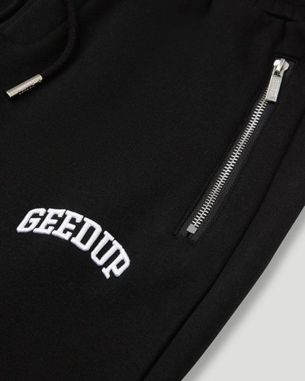 Geedup Team Logo Trackpants Black – Core Urban Streetwear Edition